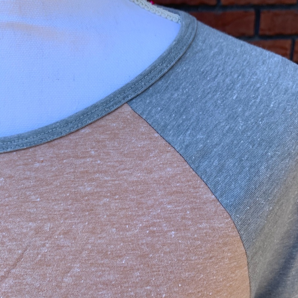 Lularoe Randy - Picture 2 of 3